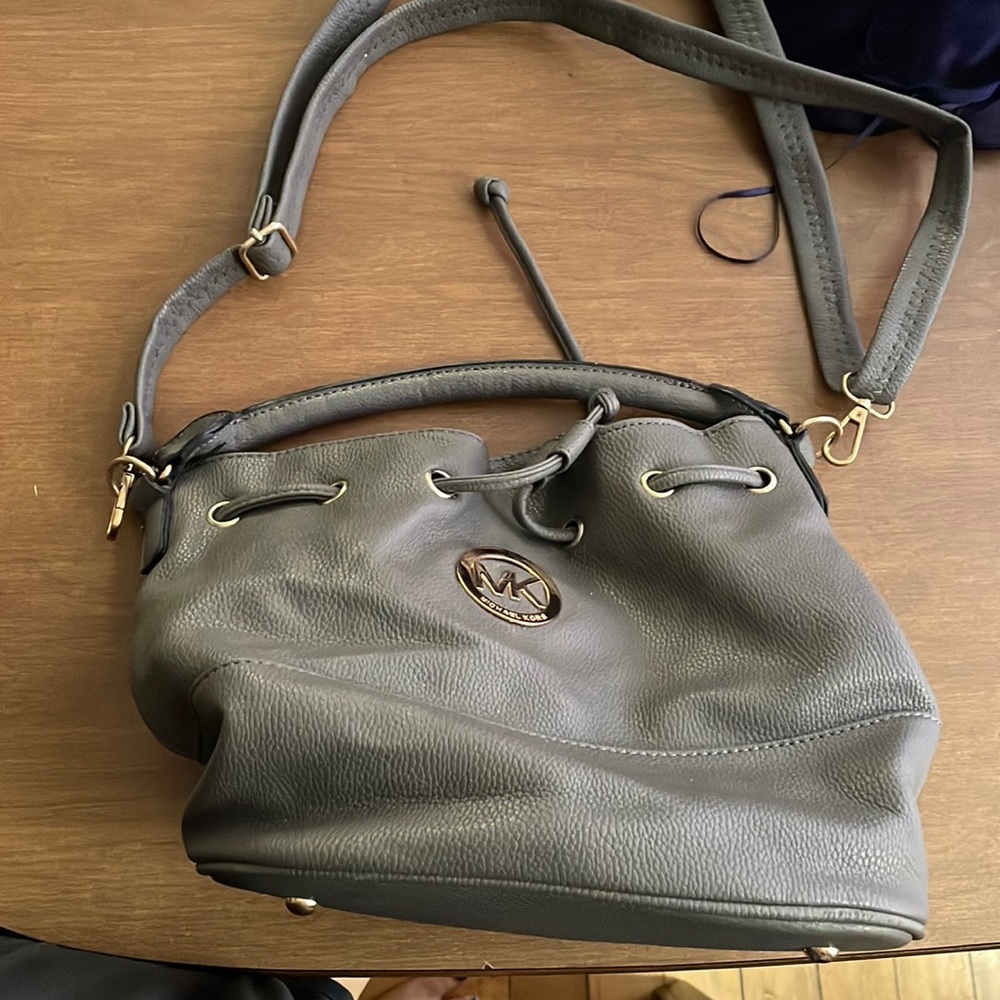 Gently used Michael kors. Unsure about authenticity
